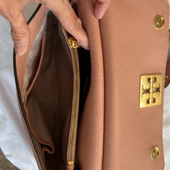 NWT TORY BURCH BRITTEN FLAP SHOULDER BAG IN PINK MOON, SOFT PEBBLED LEATHER